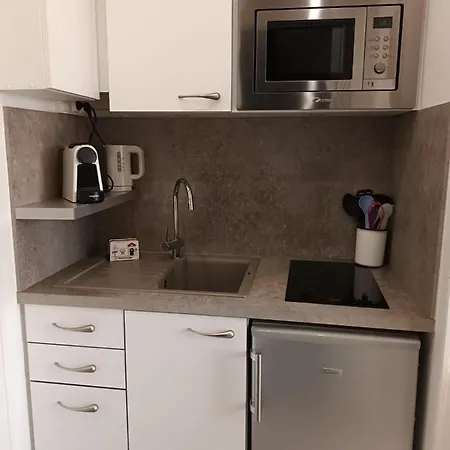 Le Petit De La Cour Normande Coeur De -1 A 2 Personnes * Cabourg