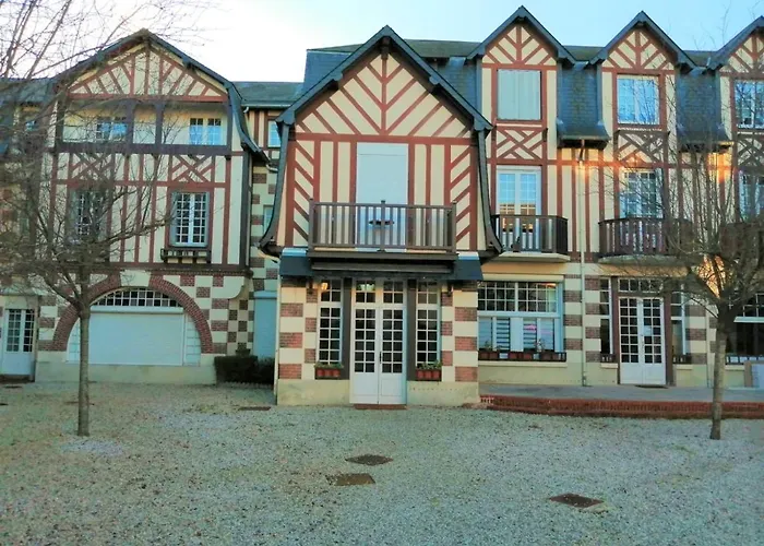 Le Petit De La Cour Normande Coeur De -1 A 2 Personnes Lejlighed