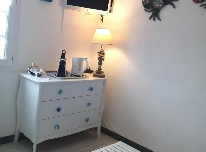 Le Petit De La Cour Normande Coeur De -1 A 2 Personnes Cabourg